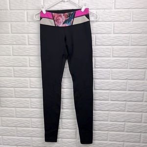 LULULEMON Secret Garden Wunder Under Floral and black Athletic Pant size 4